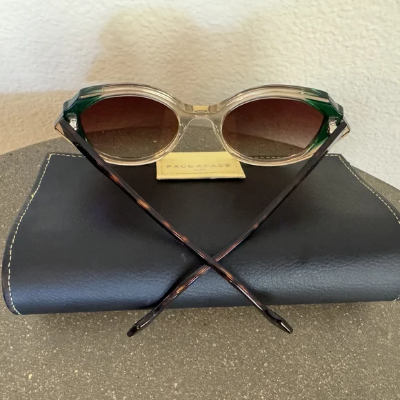 Elegant Gold and Green Sunglasses Face A Face display picture 3